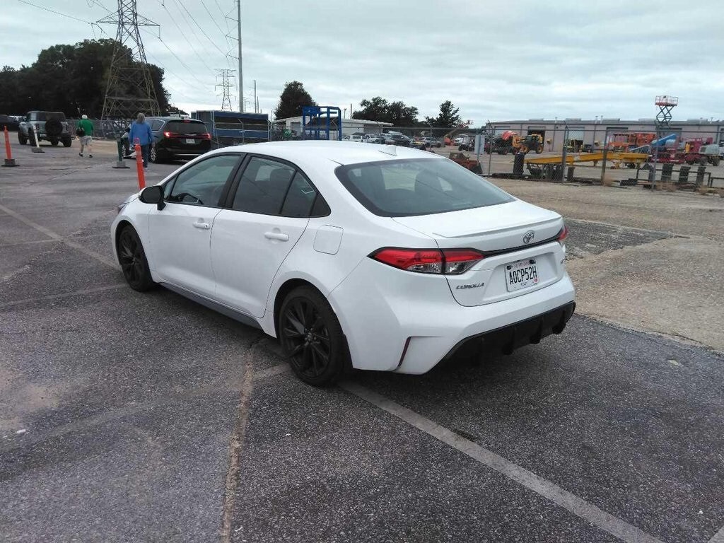 Used 2023 Toyota Corolla SE Sedan