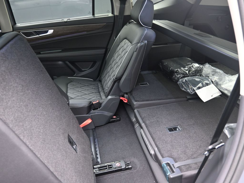 2026 Volkswagen Atlas SEL Premium R-Line - Photo 23