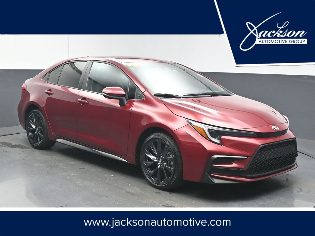 2024 Toyota Corolla SE's photo