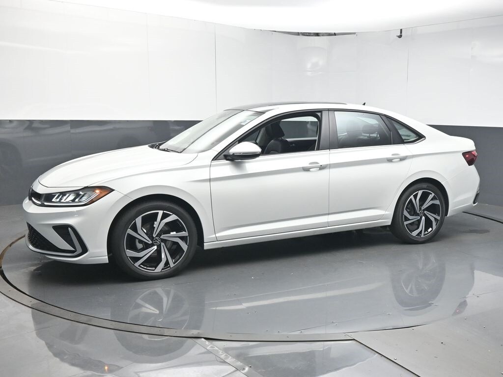 2026 Volkswagen Jetta 1.5T SEL photo 3