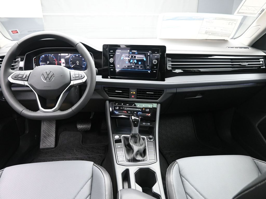 2026 Volkswagen Jetta SEL - Photo 9