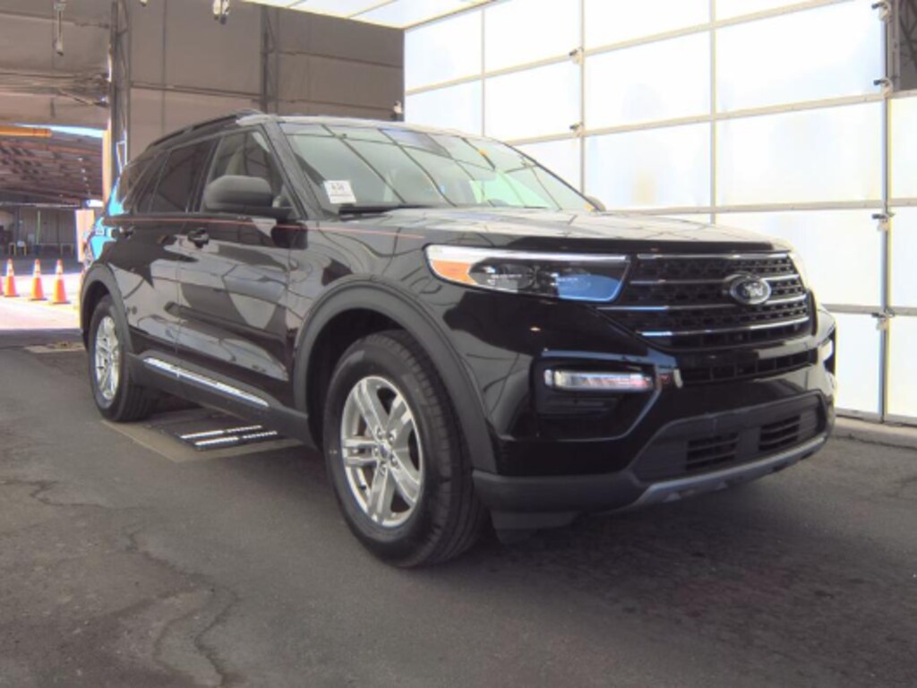 Used 2023 Ford Explorer XLT SUV