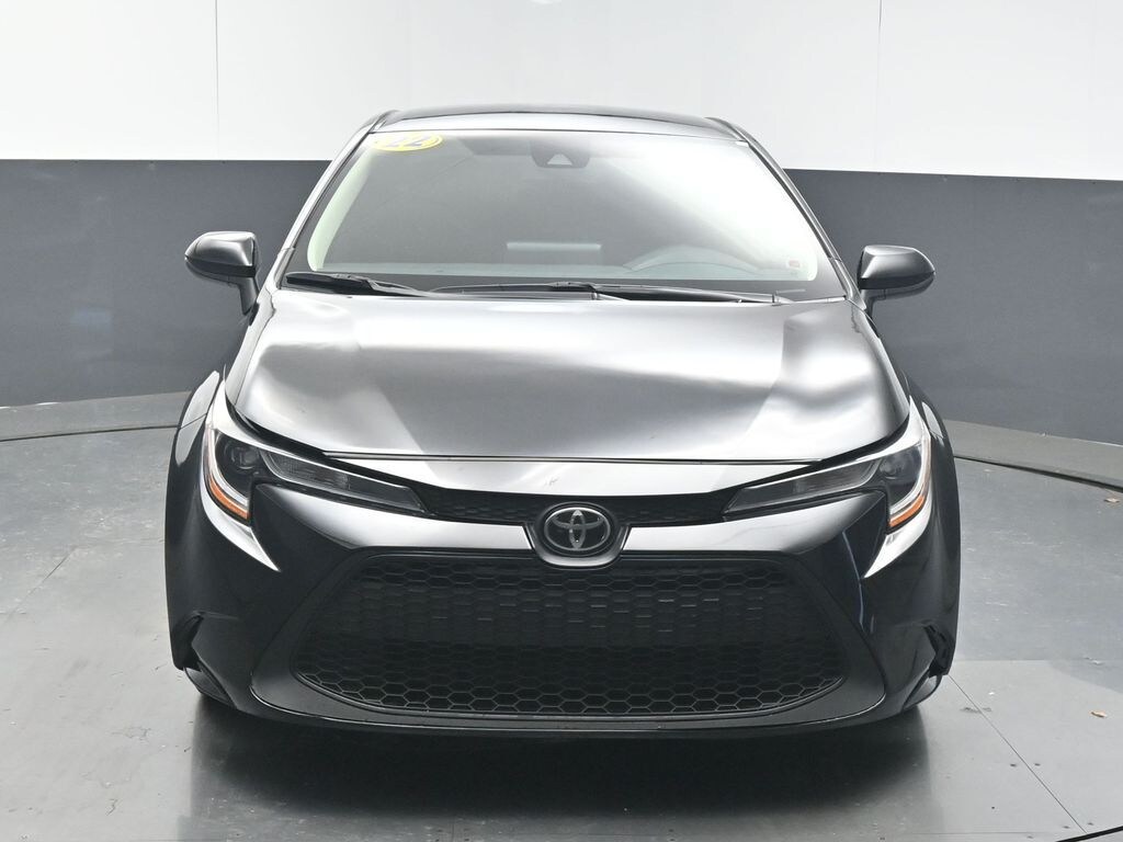 Used 2022 Toyota Corolla LE Sedan