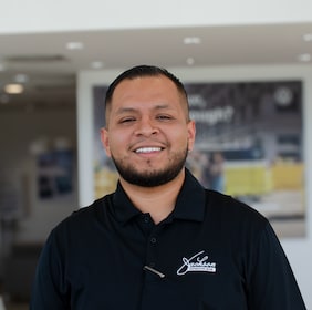 Staff member Irvin Aquino from ID_842e2a3d21b1