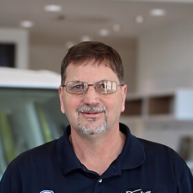 Staff member Kevin Knight from ID_9d7351195c41