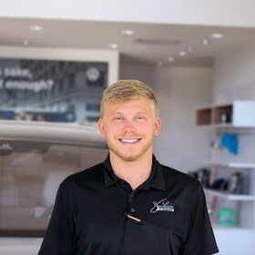Staff member Alex Perry from ID_ed2a1f414435