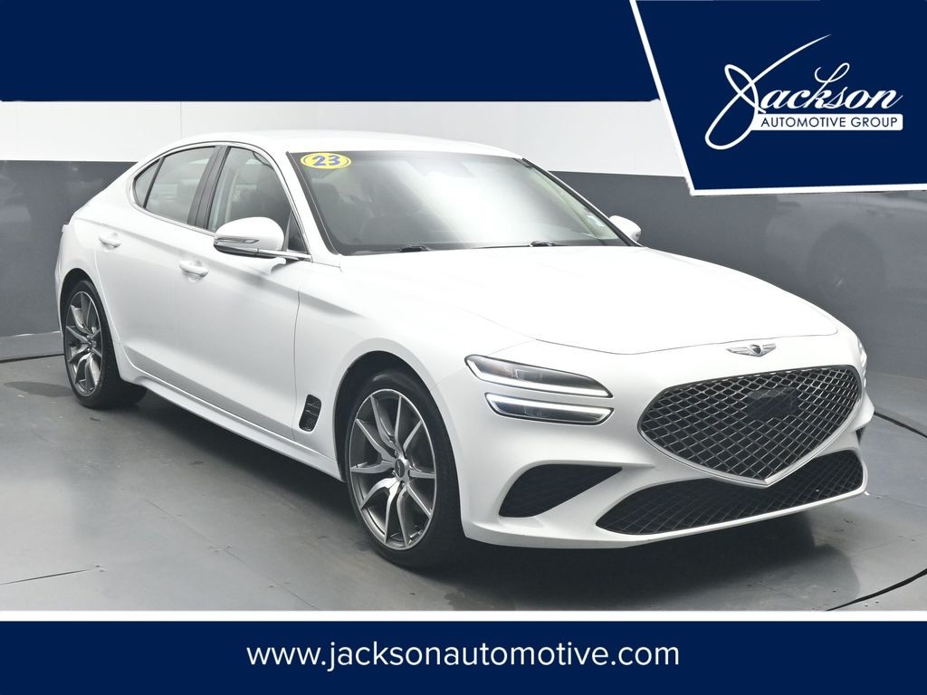 2023 Genesis G70 2.0T Standard's photo