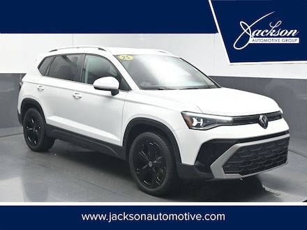 2025 Volkswagen Taos 1.5T SE SUV