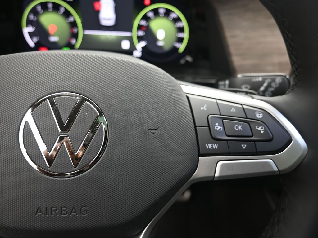 2026 Volkswagen Atlas SEL Premium R-Line - Photo 14