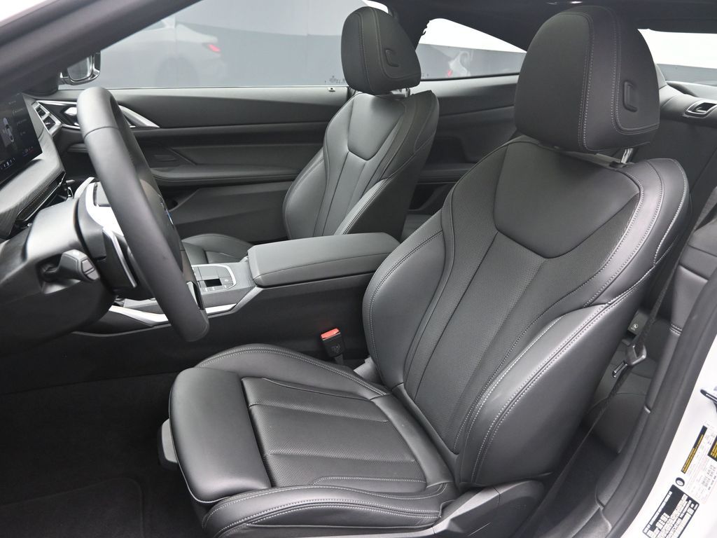 2026 BMW 4 Series 430i - Photo 17
