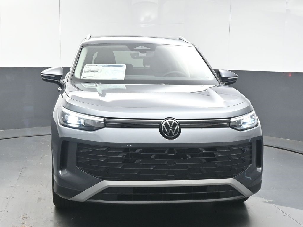 New 2026 Volkswagen Tiguan 2.0T SE SUV