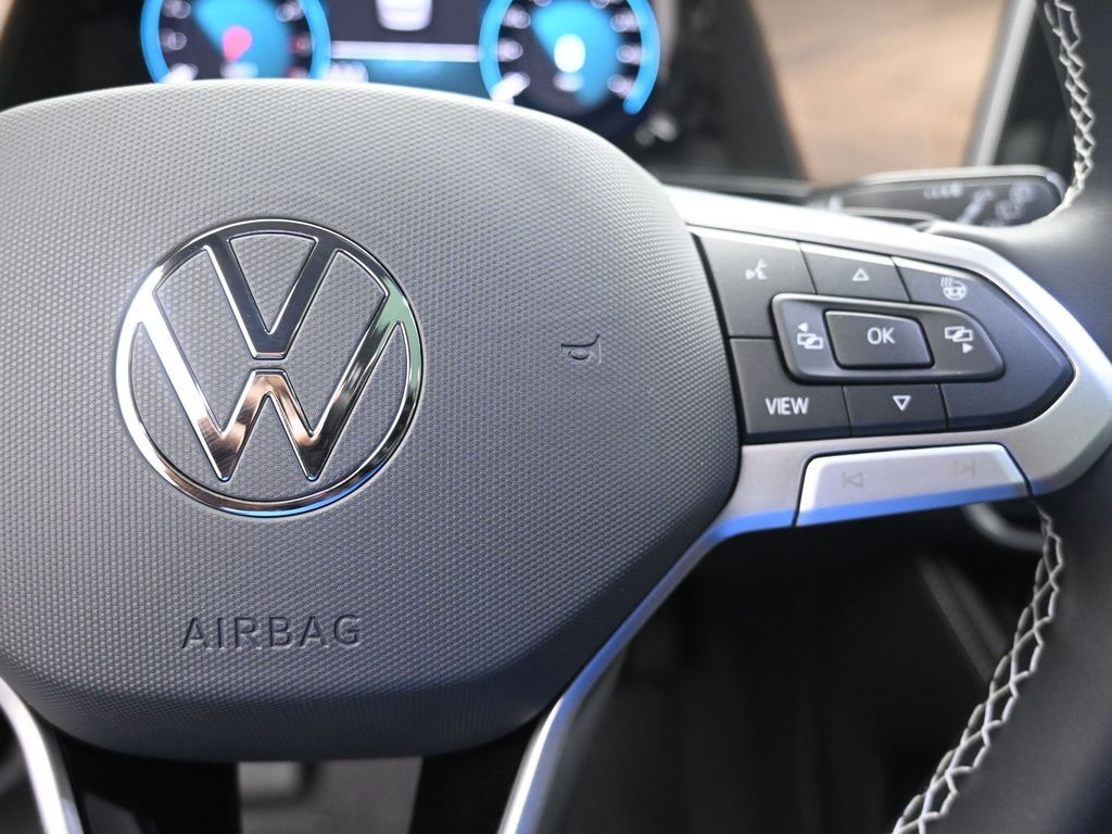 2026 Volkswagen Atlas SE w/Tech - Photo 14