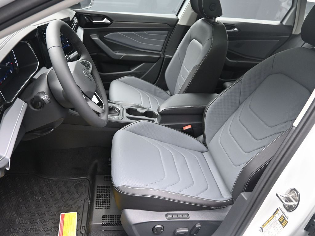 2026 Volkswagen Jetta SEL - Photo 19