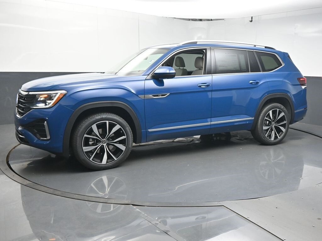2026 Volkswagen Atlas SEL Premium R-Line photo 4