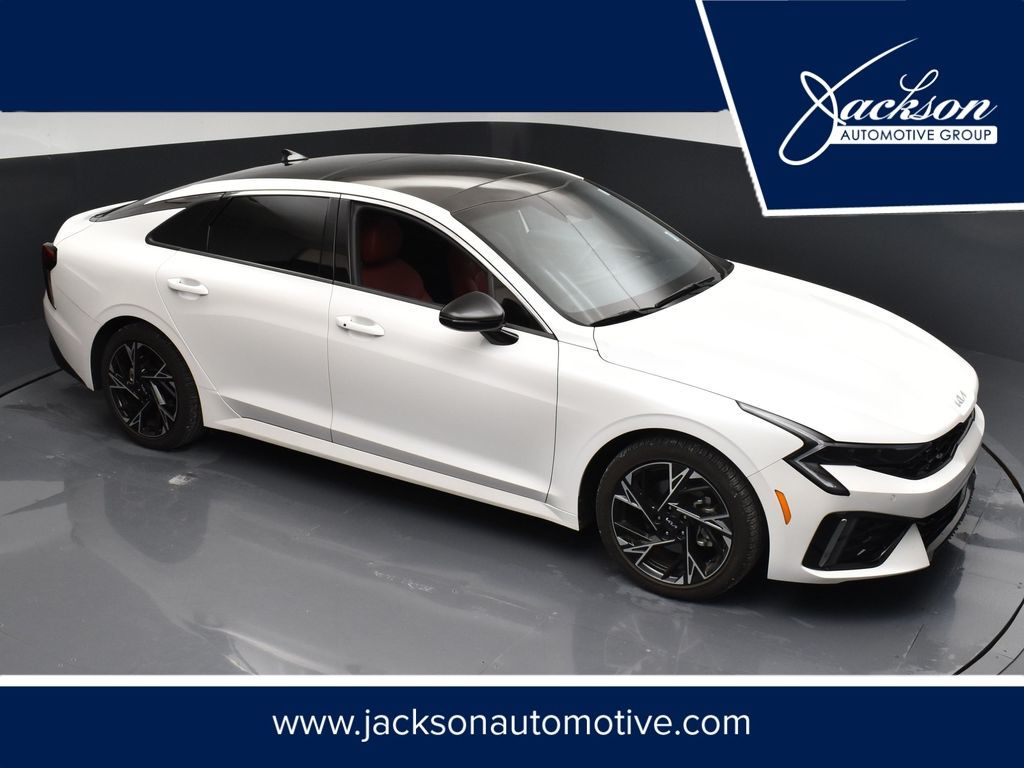 2025 Kia Optima GT-Line AWD's photo