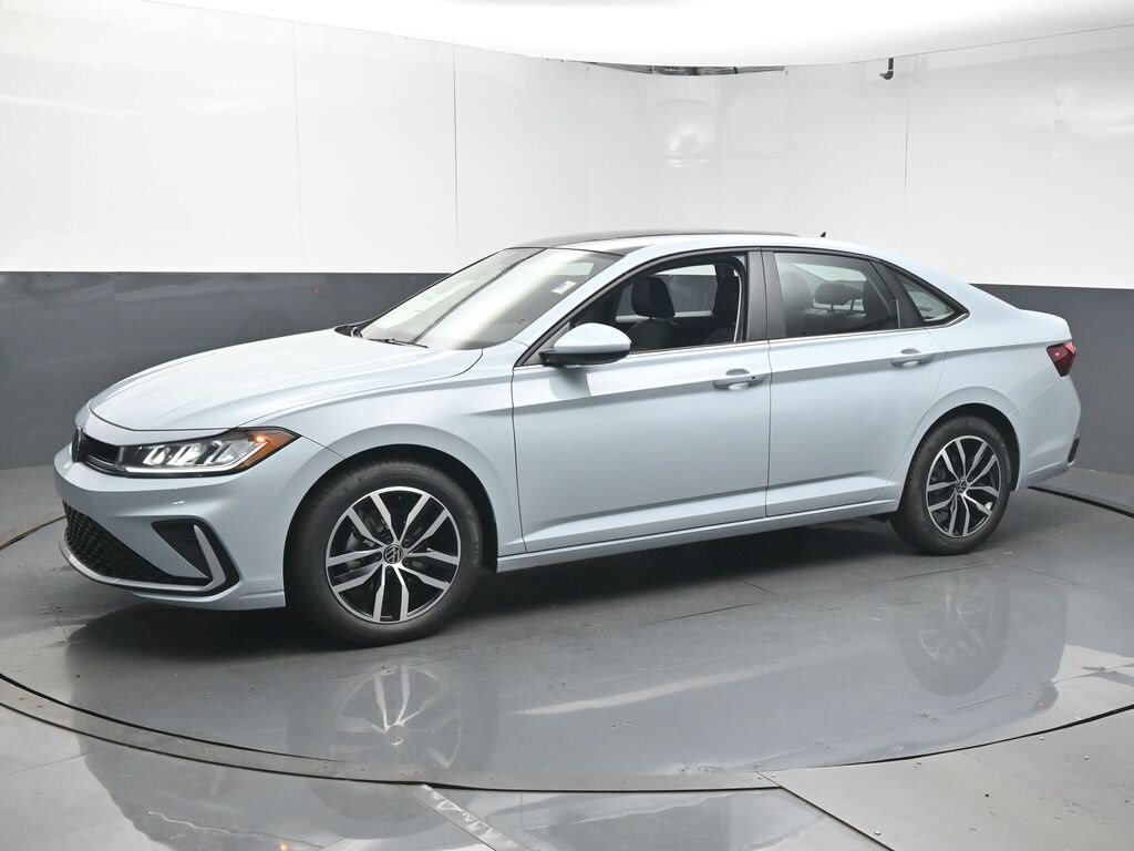 New 2026 Volkswagen Jetta 1.5T SE Sedan