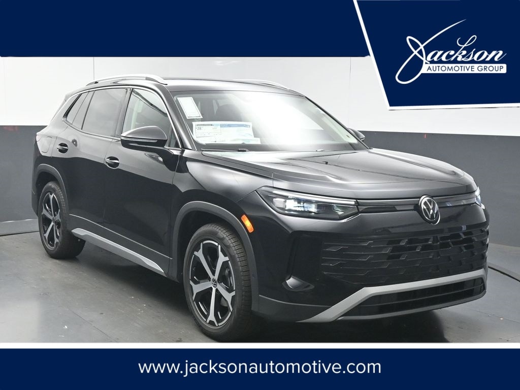 2026 Volkswagen Tiguan SE's photo