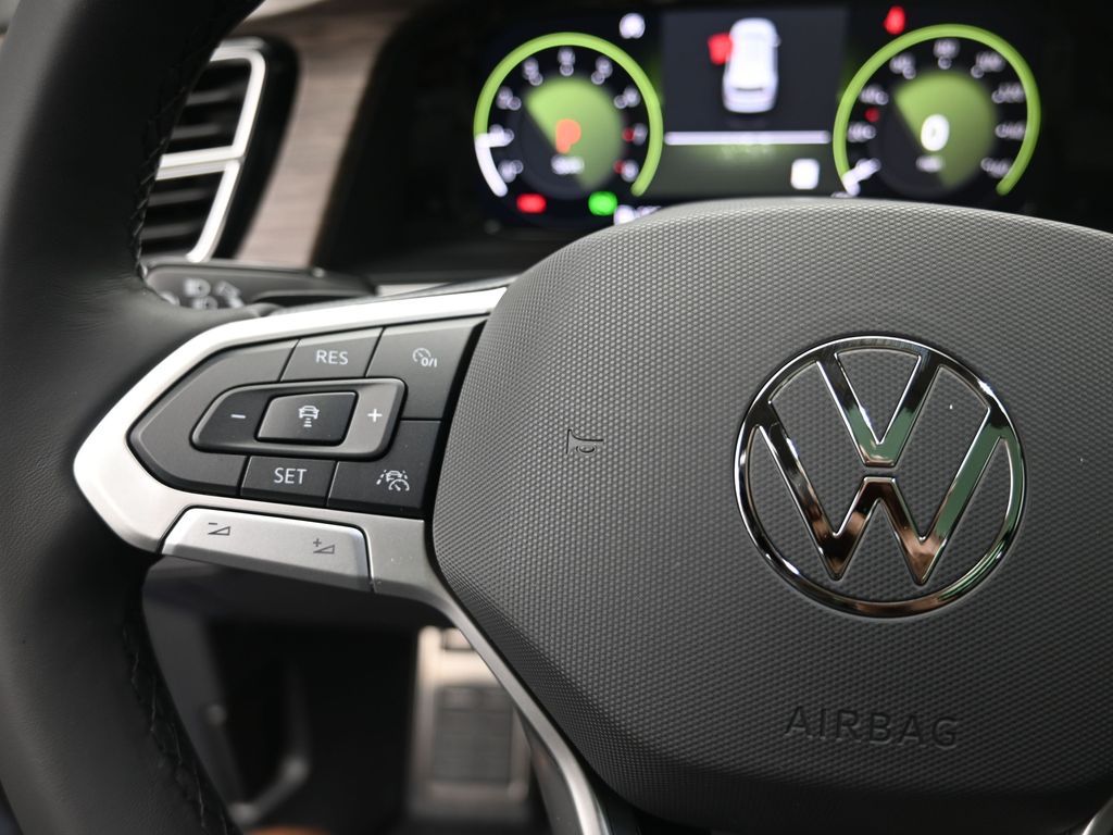 2026 Volkswagen Atlas SEL Premium R-Line - Photo 15