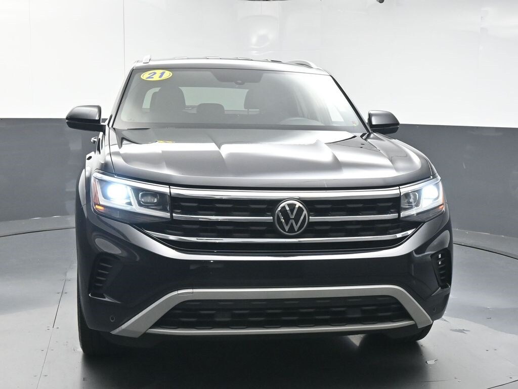 Used 2021 Volkswagen Atlas Cross Sport 2.0T SE w/Technology SUV