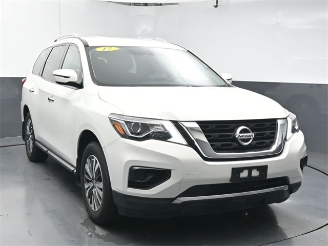 Used 2017 Nissan Pathfinder S with VIN 5N1DR2MM0HC686417 for sale in Macon, GA