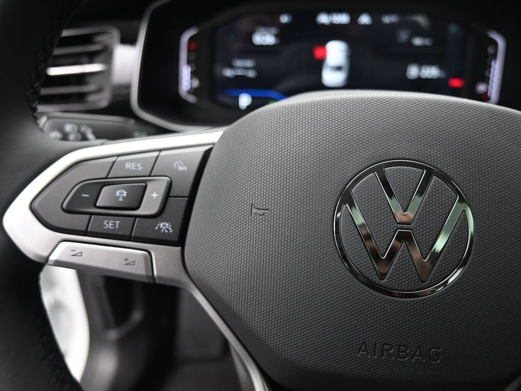 2026 Volkswagen Jetta SEL - Photo 16