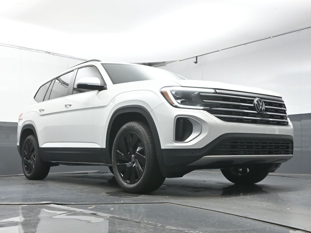 2026 Volkswagen Atlas SE w/Tech - Photo 31