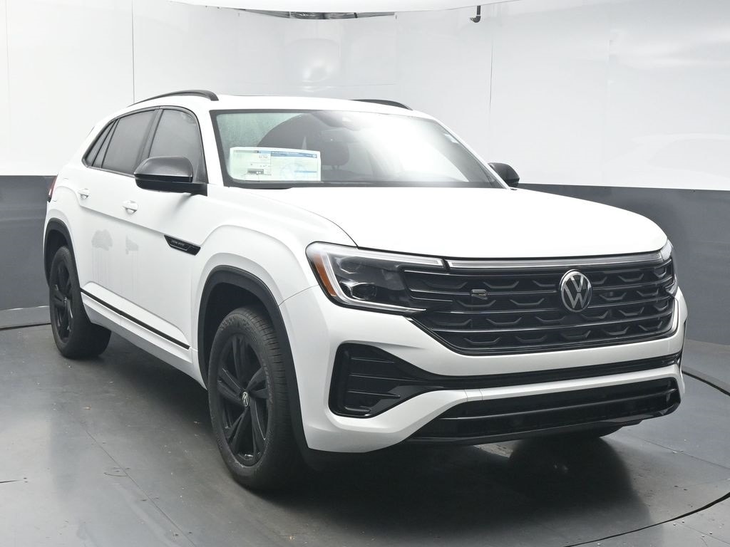 New 2026 Volkswagen Atlas Cross Sport 2.0T SEL R-Line Black SUV