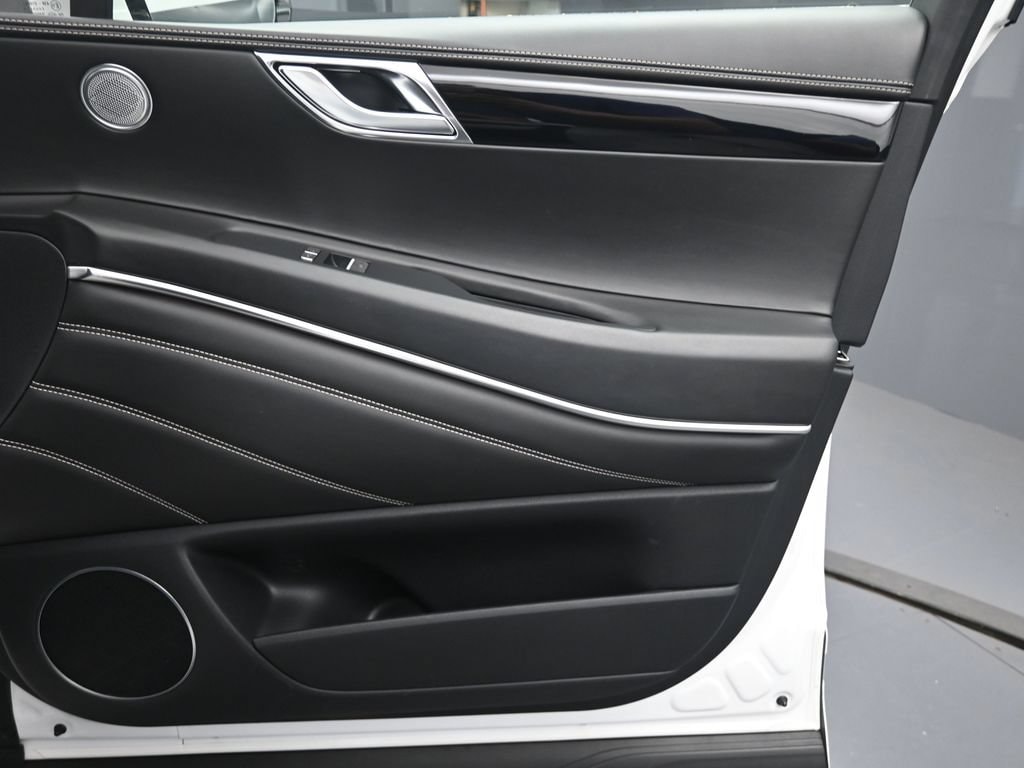 2021 GENESIS GV80 Standard - Photo 30