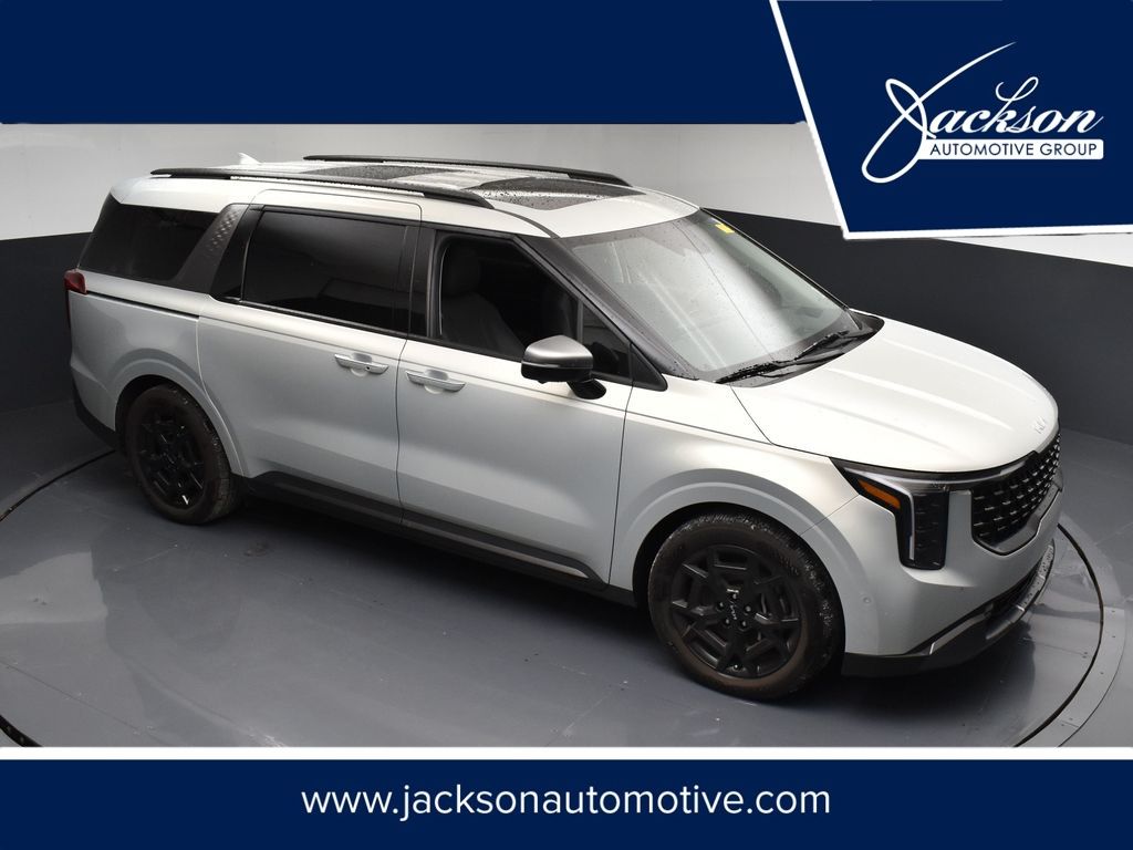 2025 Kia Sedona SX Prestige's photo