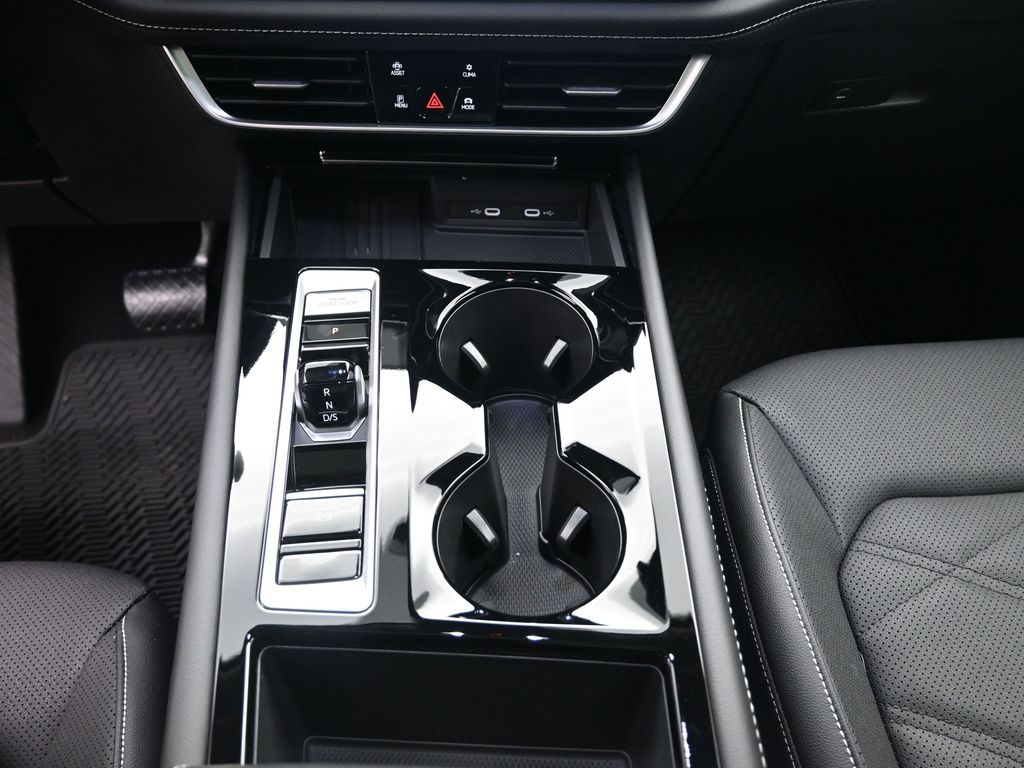 2026 Volkswagen Atlas SE w/Tech - Photo 13