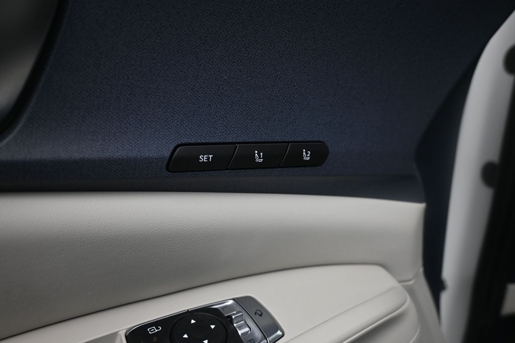 2026 Kia Carnival EX - Photo 23