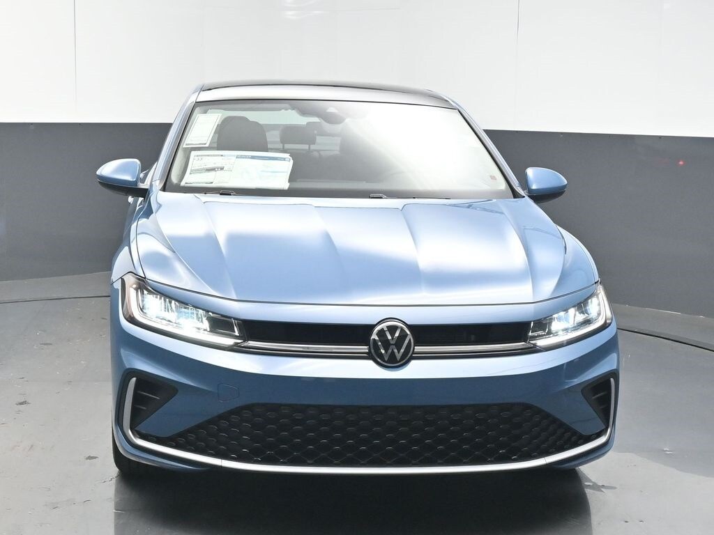 2026 Volkswagen Jetta 1.5T SE photo 3