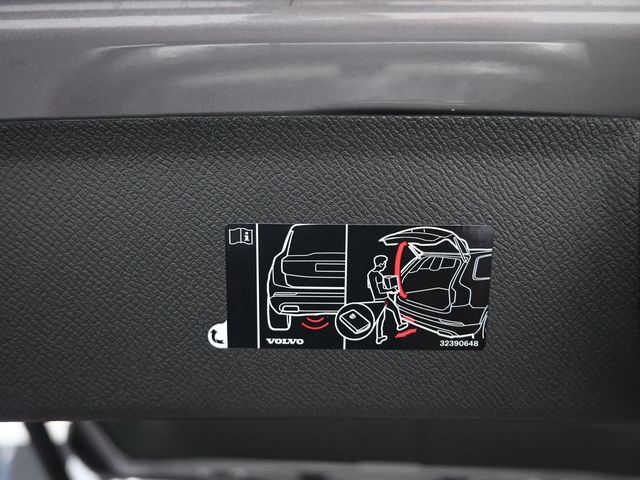 2026 Volvo XC90 Plus - Photo 27