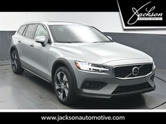 2026 Volvo V60 Cross Country B5 Plus AWD Wagon