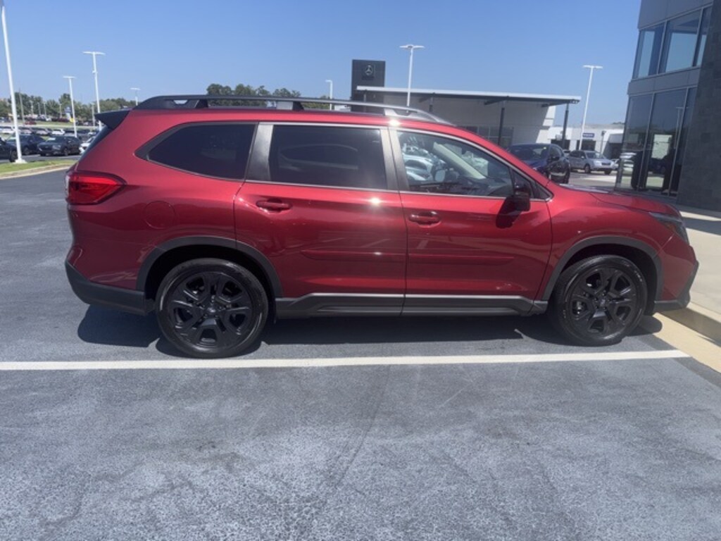 Certified 2023 Subaru Ascent Onyx Edition Limited 7-Passenger SUV
