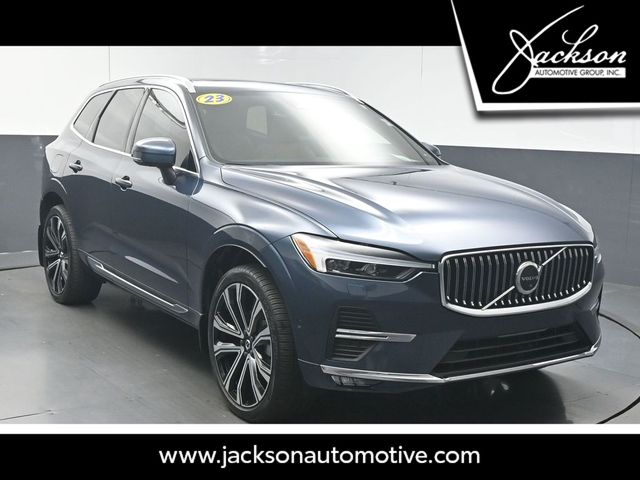 2023 Volvo XC60 B5 Ultimate Bright Theme AWD's photo