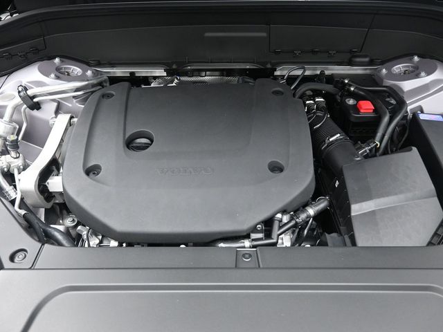 2026 Volvo XC90 Plus - Photo 32