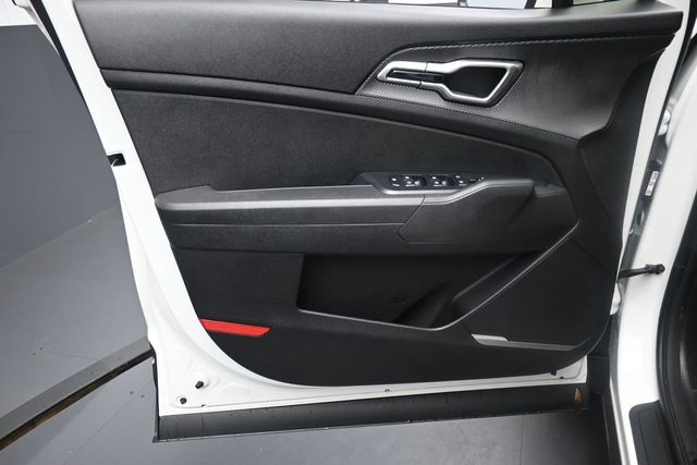 2025 Kia Sportage LX Hybrid - Photo 19