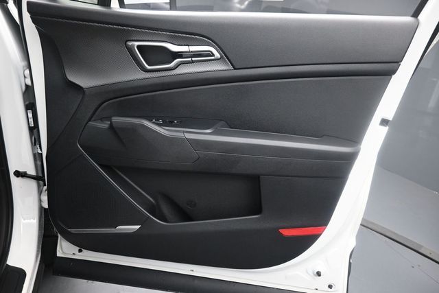 2025 Kia Sportage LX Hybrid - Photo 29