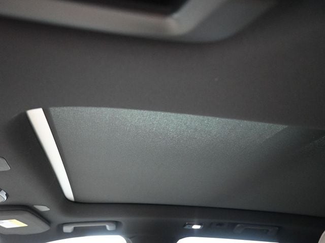 2026 Volvo XC90 Plus - Photo 19
