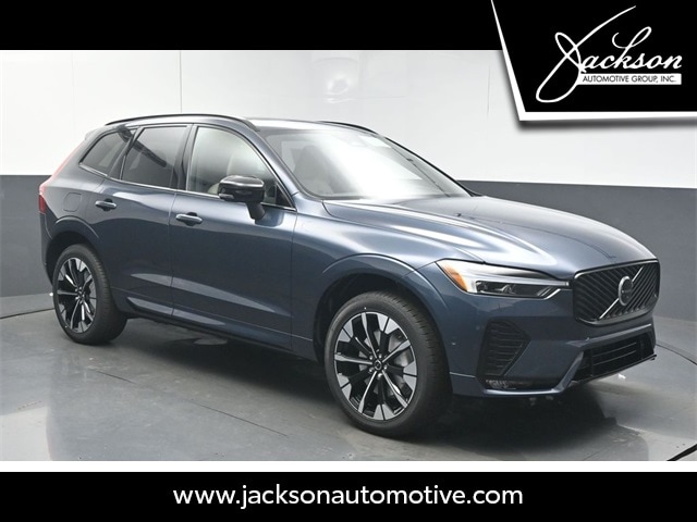 2026 Volvo XC60 Plus's photo