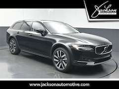 2026 Volvo V90 Cross Country B6 Ultra Wagon