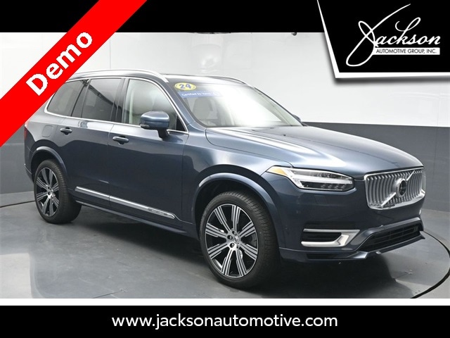 2024 Volvo XC90 plug-in hybrid T8 Plus 6-Seater