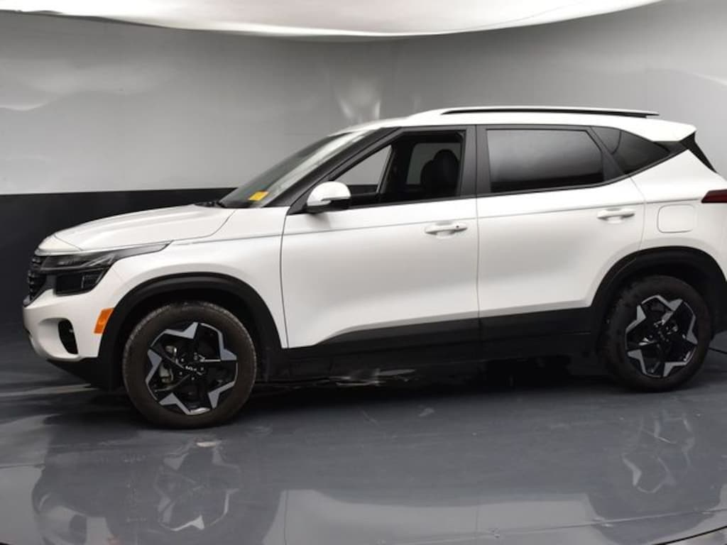 Used 2025 Kia Seltos S SUV