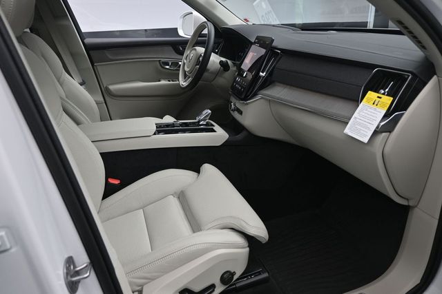 2026 Volvo XC90 Ultra - Photo 29