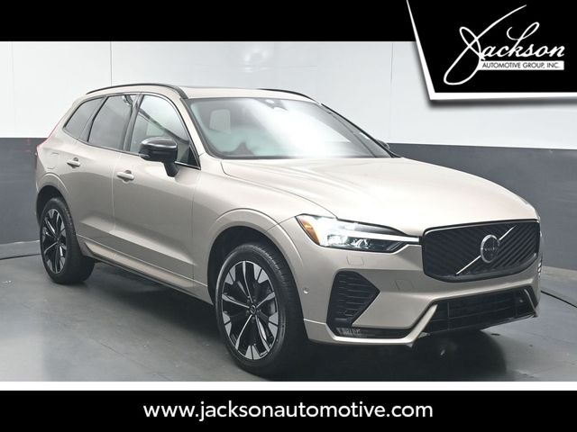 2026 Volvo XC60 B5 Plus Dark AWD's photo