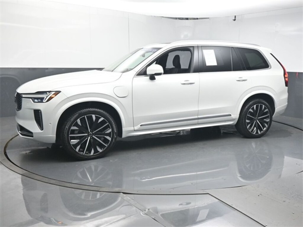 New 2025 Volvo XC90 plug-in hybrid T8 (2025.5) Ultra 7-Seater SUV
