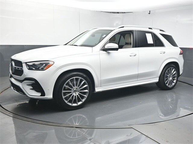 2025 Mercedes Benz GLE 350 4MATIC photo 2