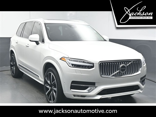 2023 Volvo XC90 SUV 