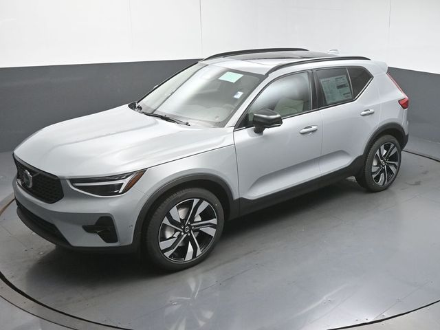 2026 Volvo XC40 Ultra - Photo 42